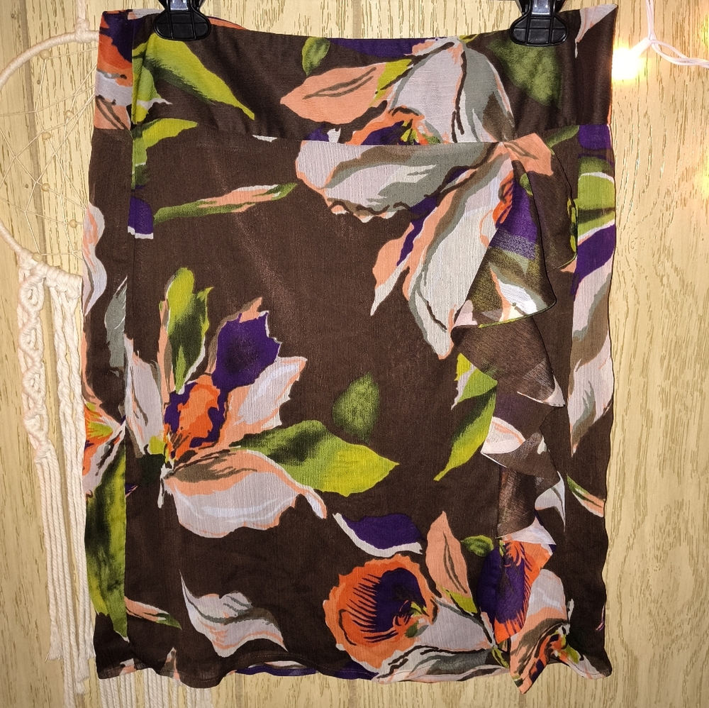 CLOSET CLOSEDOWN⚠️🚨Cato Floral Print Ruffly Zip Skirt